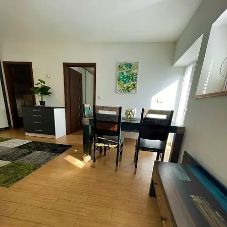 فندق ستار ليبنو